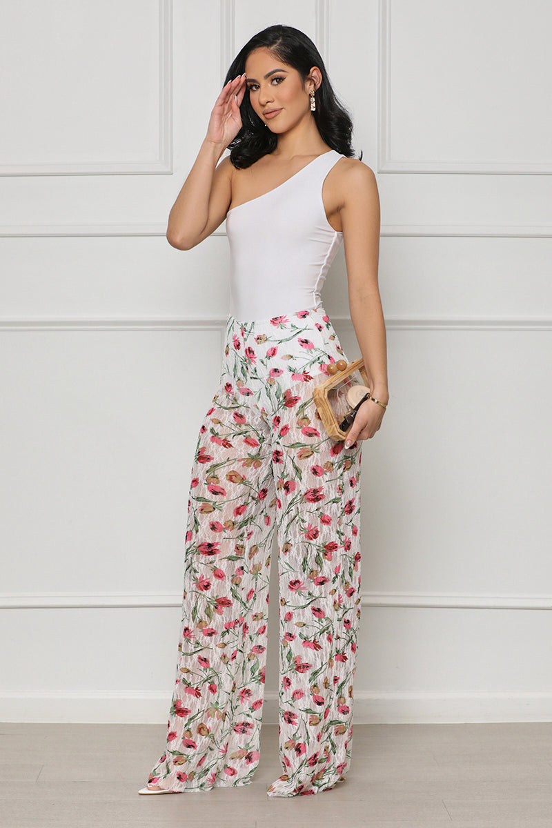 Throwing Roses Lace Pants (White Multi)