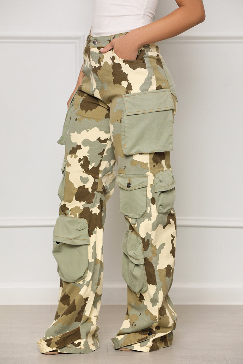 Weekend Chaos Cargo Pants (Tan Multi) - Lilly's Kloset