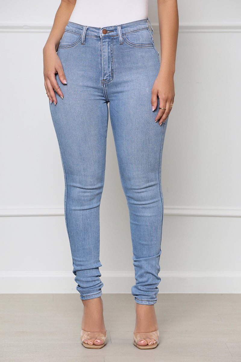 Come To Me Mid Rise Skinny Jeans (Light Wash) - Lilly's Kloset