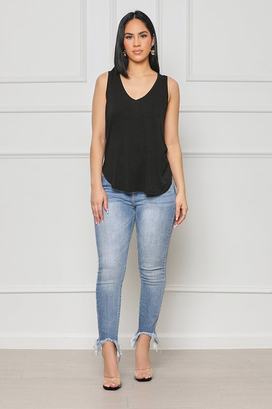 Classic Fit Tank Top (Black) - Lilly's Kloset